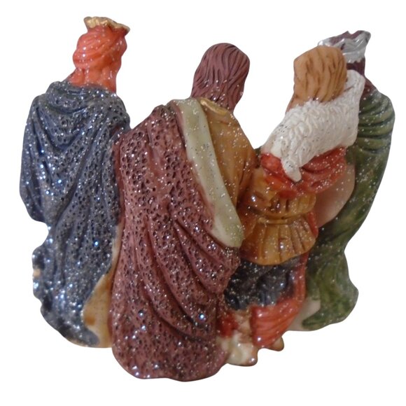 Nativity Scene Resine Glittery Small holy Family and Wise Man Christmas Decor - Picture 8 of 8